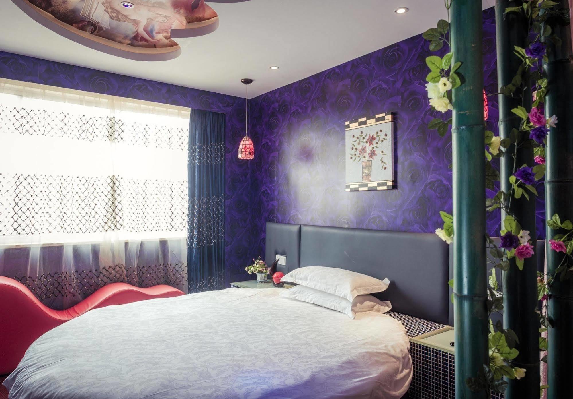 Milan Fashion Hotel Deqing Bagian luar foto