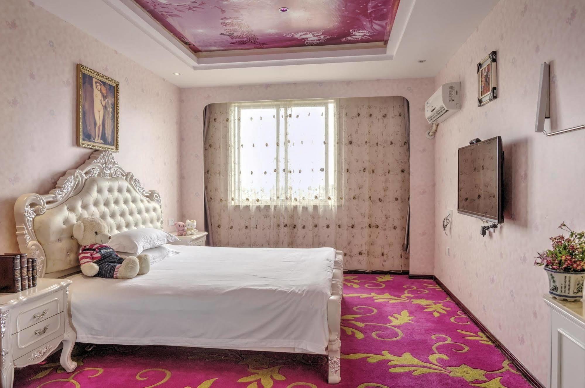 Milan Fashion Hotel Deqing Bagian luar foto